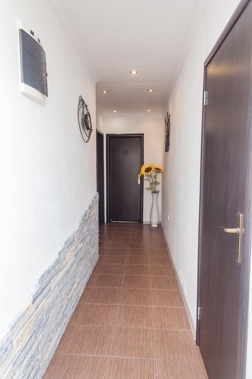 Rooms And Apartments Milana Bar Bagian luar foto