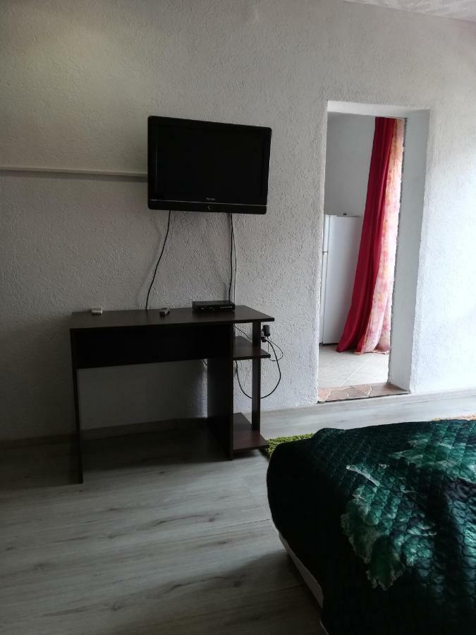 Rooms And Apartments Milana Bar Bagian luar foto